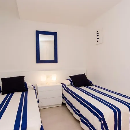 Sleeps 4 Air Con Llafranc