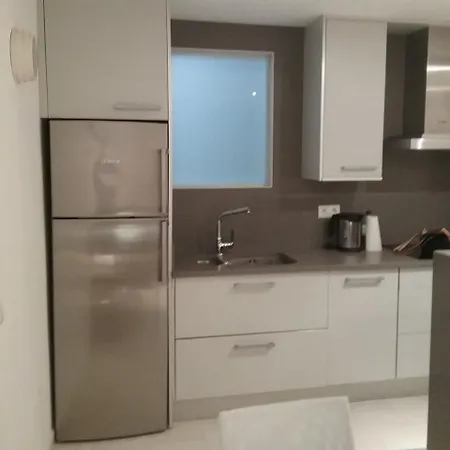 Sleeps 4 Air Con Llafranc
